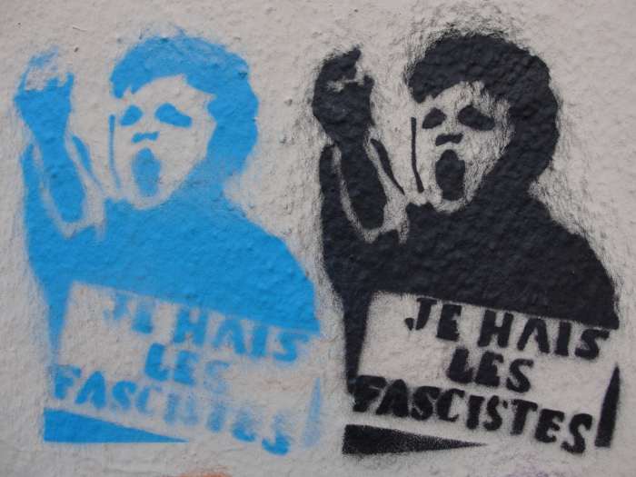 pochoirs-antifascistes-3454